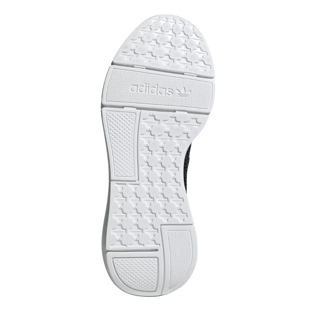 Adidas - Women's Swift Run 22 'Black White' - Core Black / Footwear White / Grey Five