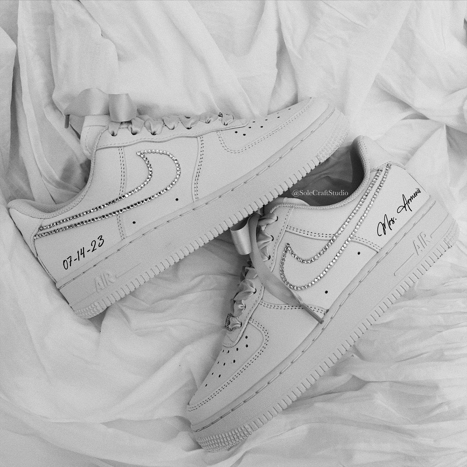 AF1 Crystals Outline