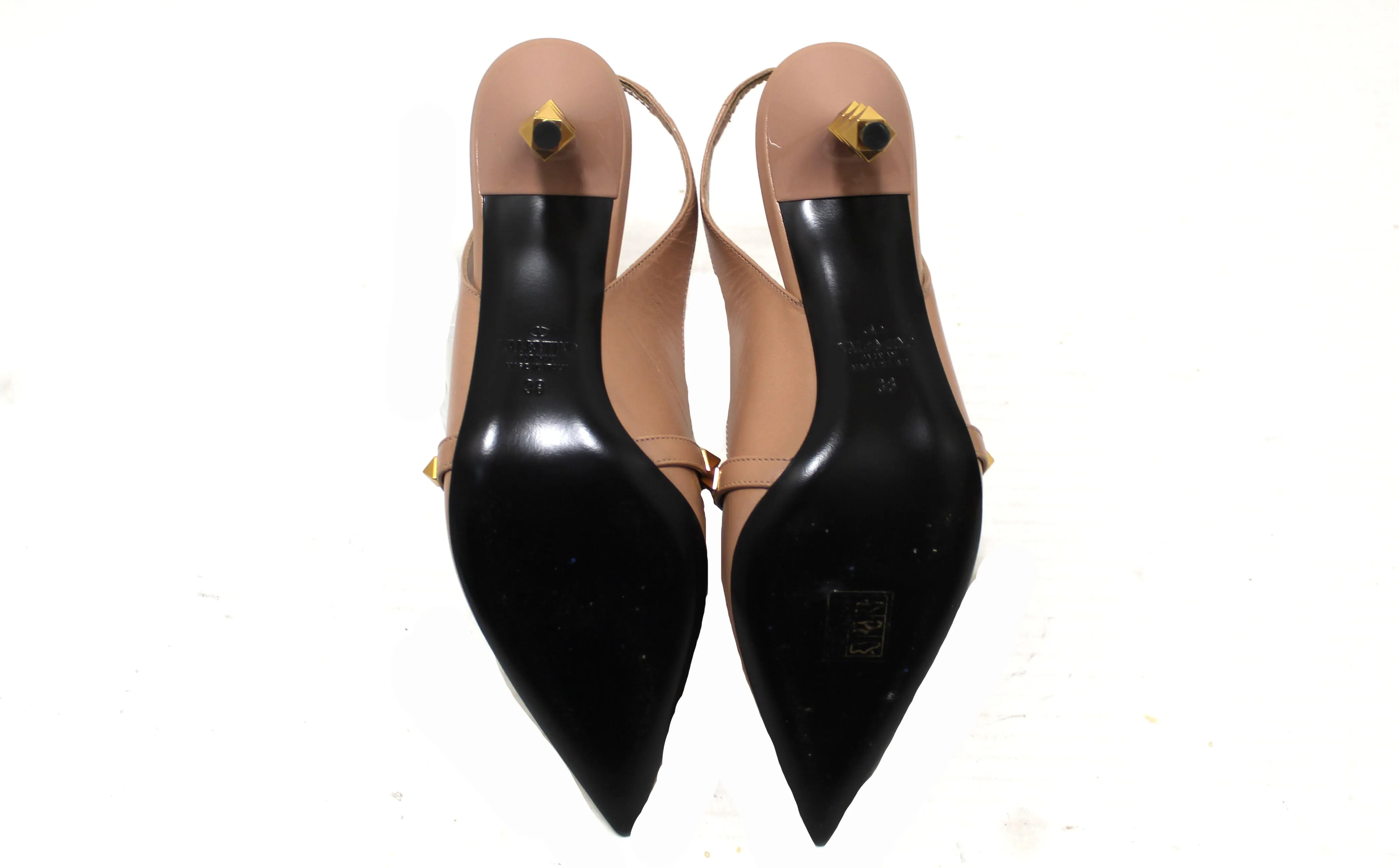 Authentic Valentino Garavani Rockstud Slingback Pump Beige Smooth Leather with Sculpted Heel