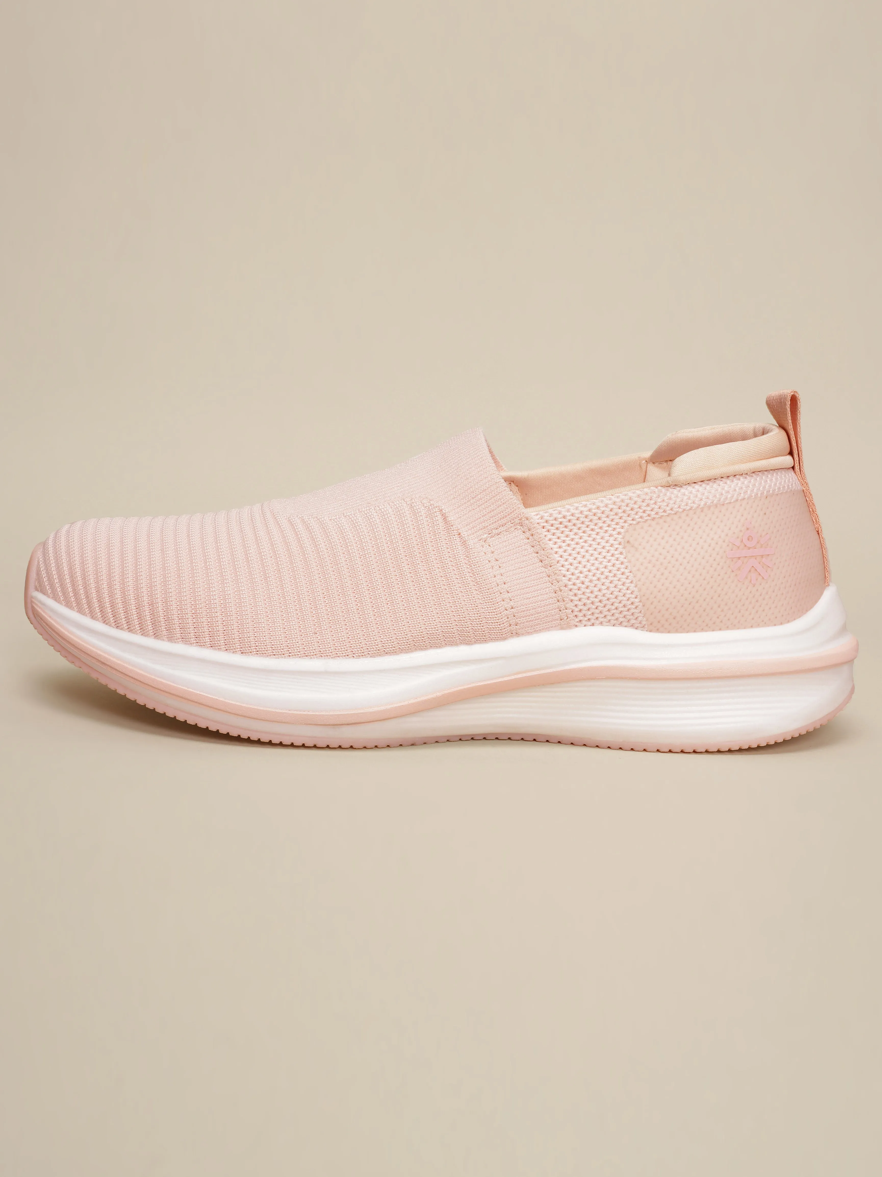 Cult Women's Grace Walking Shoes - Baby Pink / Mauve