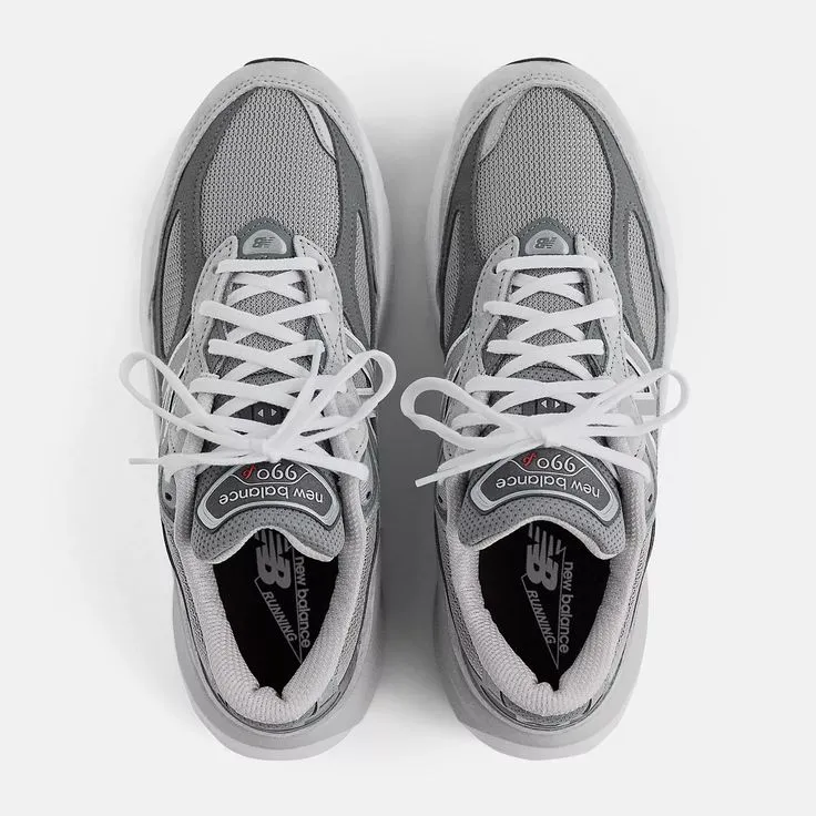 NEW BALANCE- WOMEN'S W990GL6 ATHLETIC SHOE