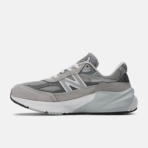 NEW BALANCE- WOMEN'S W990GL6 ATHLETIC SHOE