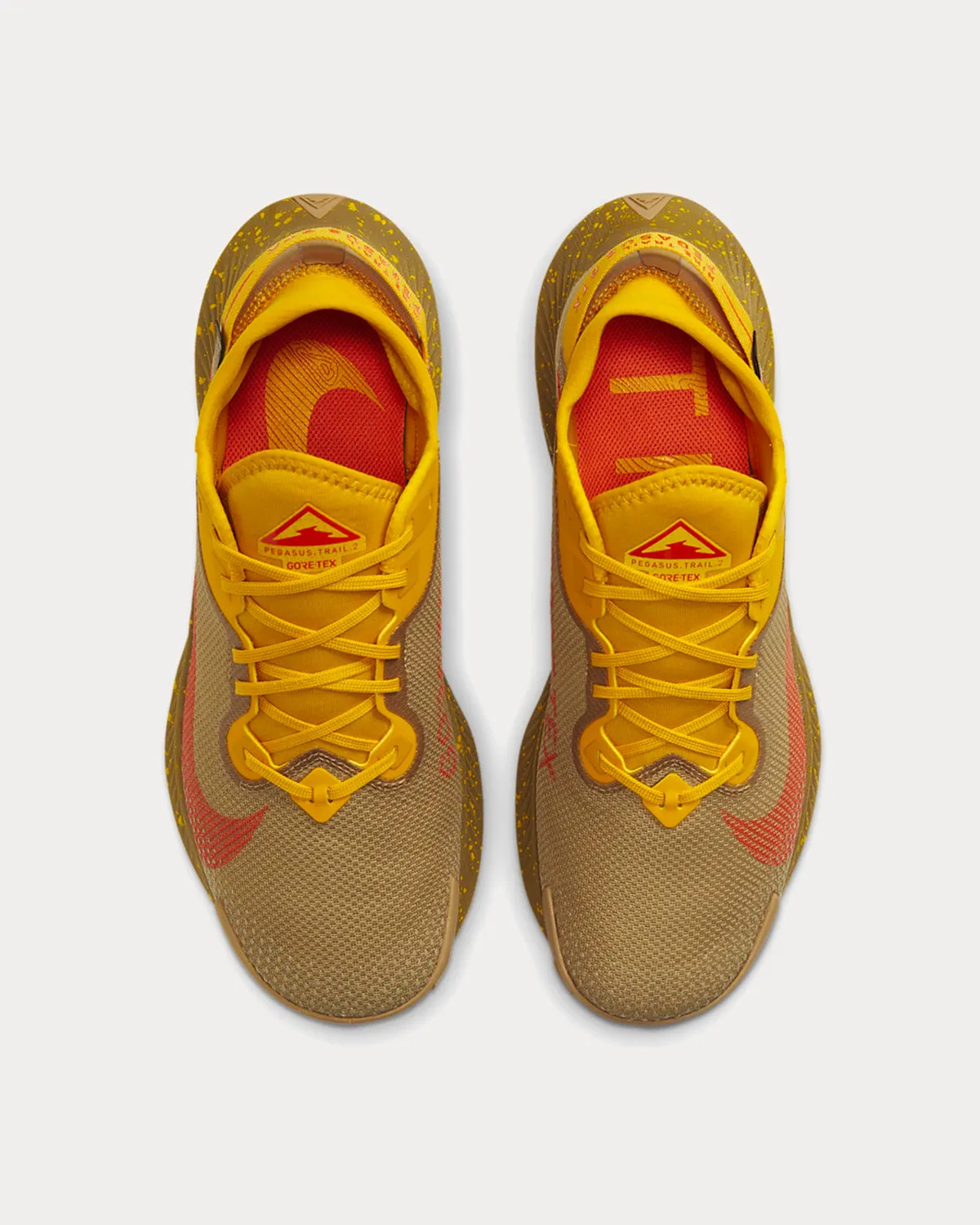 Pegasus Trail 2 GORE-TEX Dark Sulphur Running Shoes