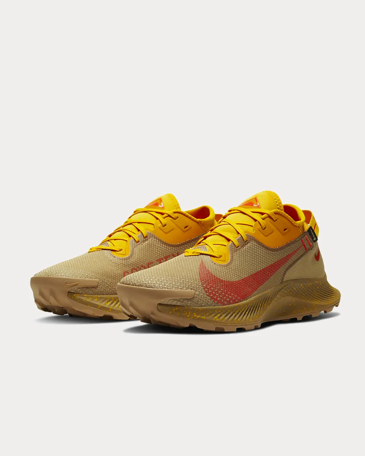 Pegasus Trail 2 GORE-TEX Dark Sulphur Running Shoes
