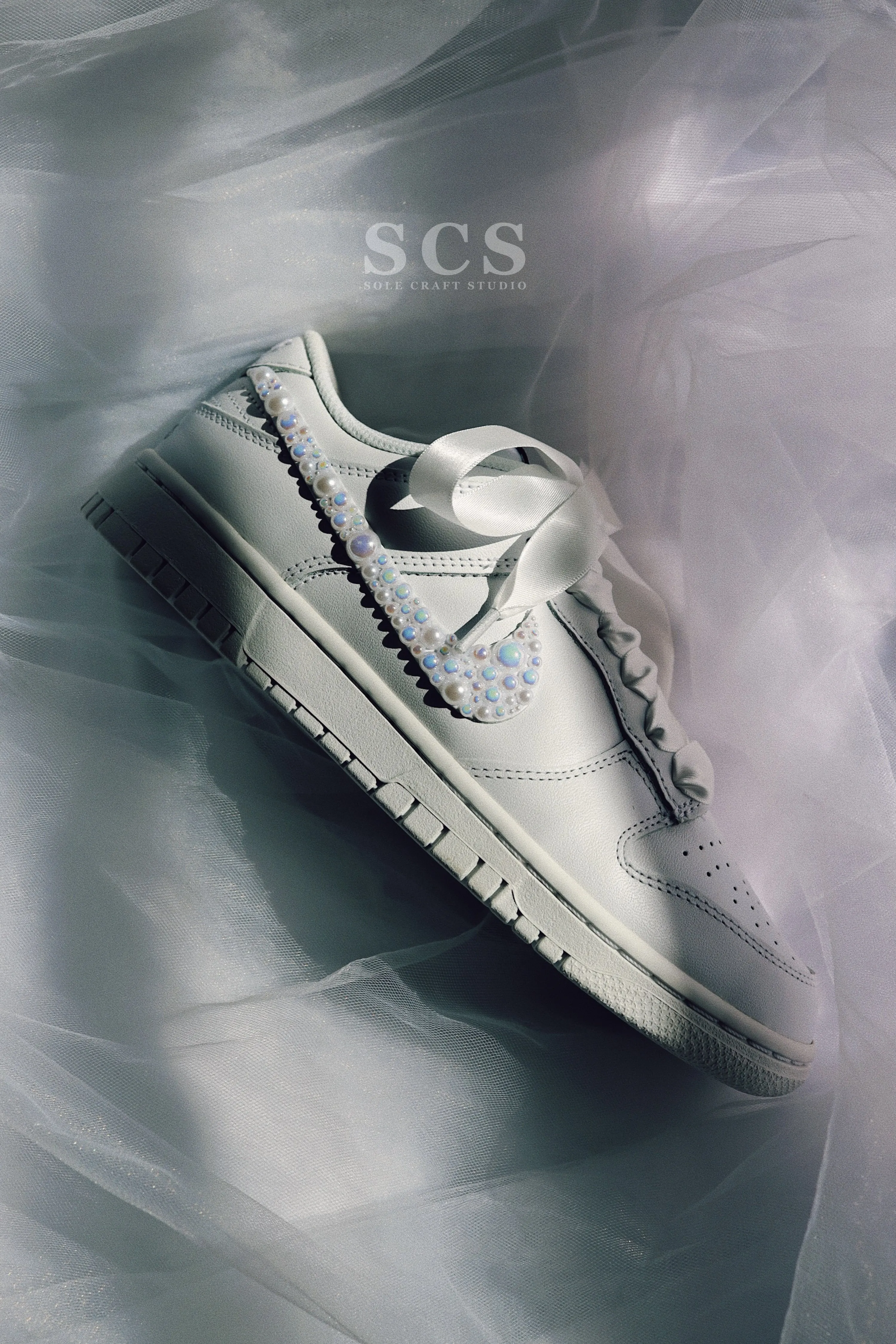 Perla Blanca Dunks