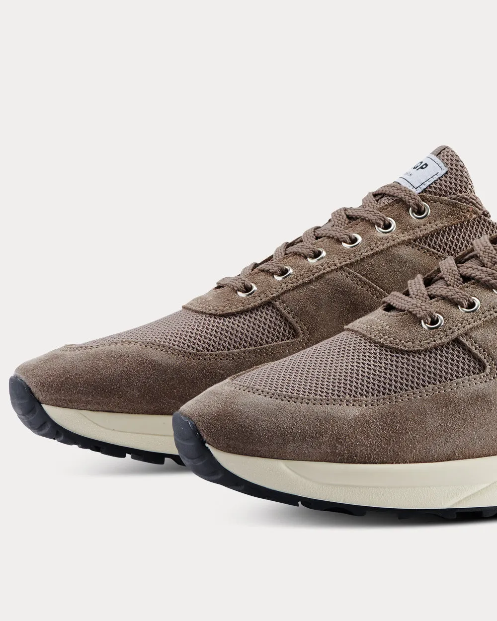 Stride Cargo Low Top Sneakers
