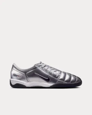 Total 90 III Metallic Silver / Black / University Red Low Top Sneakers