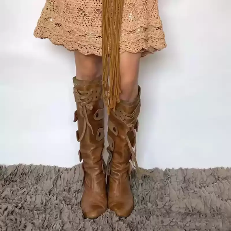 Vintage-Inspired Light Brown Cowgirl Boots with Round Toe – Cowgirl Boots for Wedding